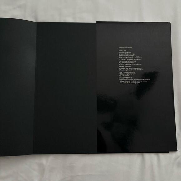 TOWNS by Giulio Confalonieri Idea Books International Hardcover Published 1976 - Picture 8 of 8